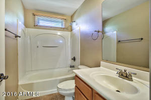 2220 E Sunland Ave, Phoenix, AZ 85040 photo 17