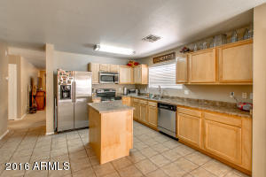 215 E Valley View Dr, Phoenix, AZ 85042 photo 10