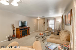 215 E Valley View Dr, Phoenix, AZ 85042 photo 6