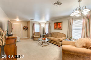 215 E Valley View Dr, Phoenix, AZ 85042 photo 5