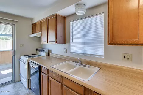 5349 E Arbor Cir, Mesa, AZ 85206 photo 9