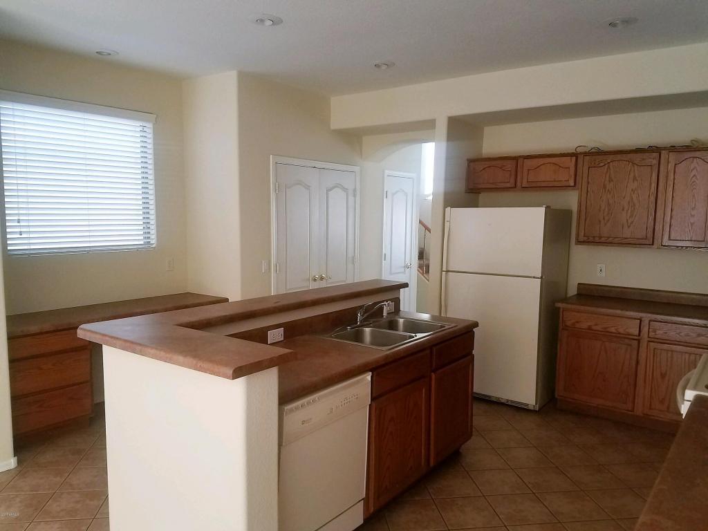 5313 E Hilton Ave, Mesa, AZ 85206 photo 2