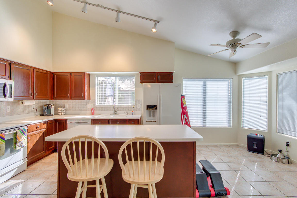 7425 E Ivy St, Mesa, AZ 85207 photo 9