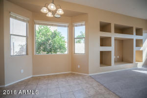 105 E Frances Ln, Gilbert, AZ 85295 photo 5