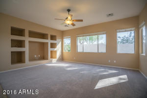 105 E Frances Ln, Gilbert, AZ 85295 photo 7