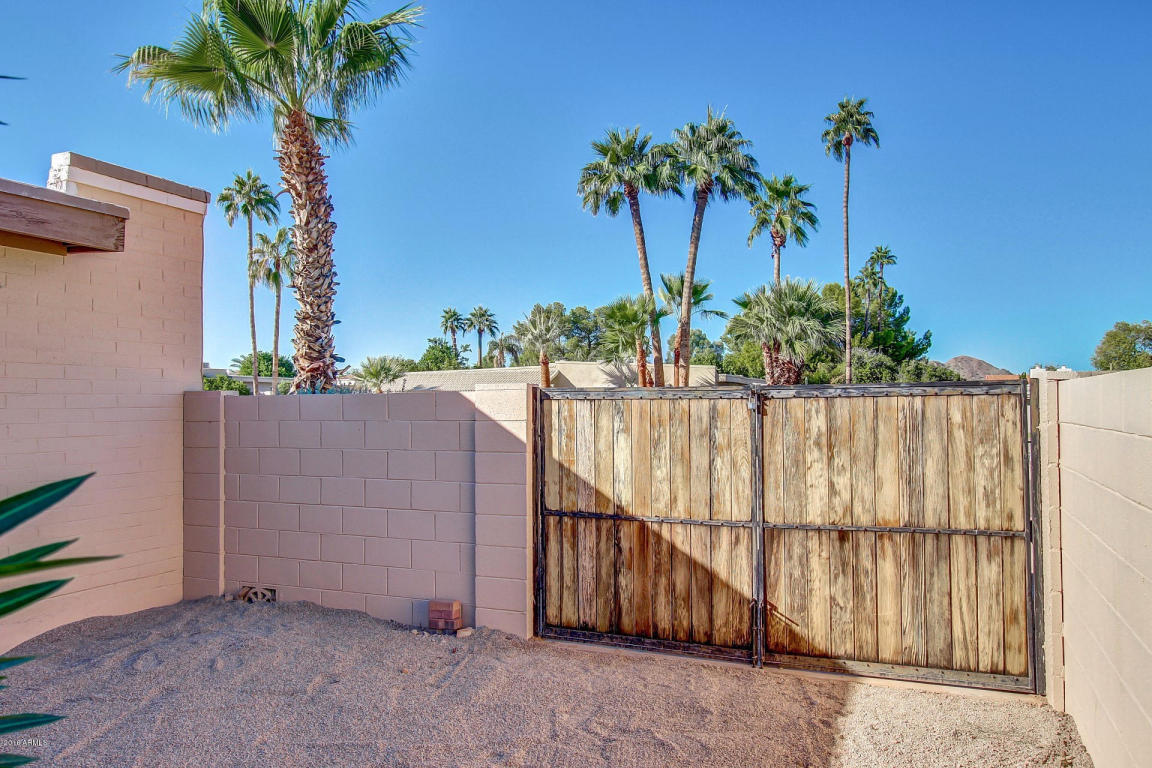 2523 E Yucca St, Phoenix, AZ 85028 photo 17
