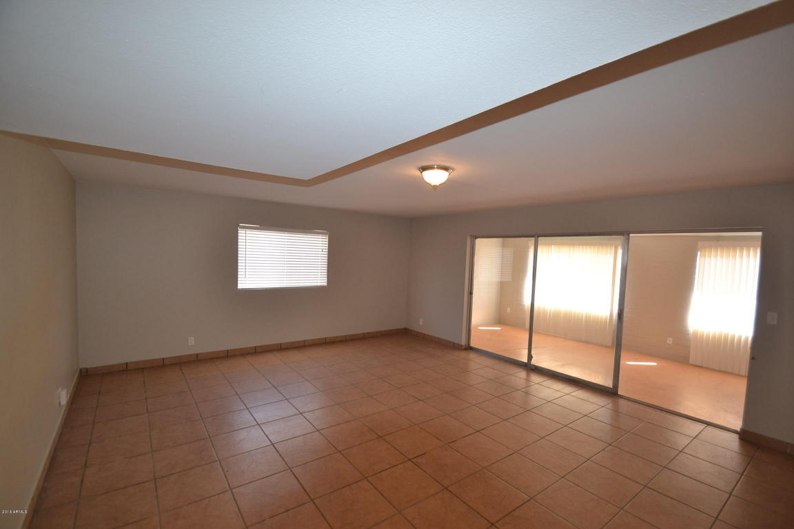 407 E Franklin Ave, Mesa, AZ 85204 photo 3