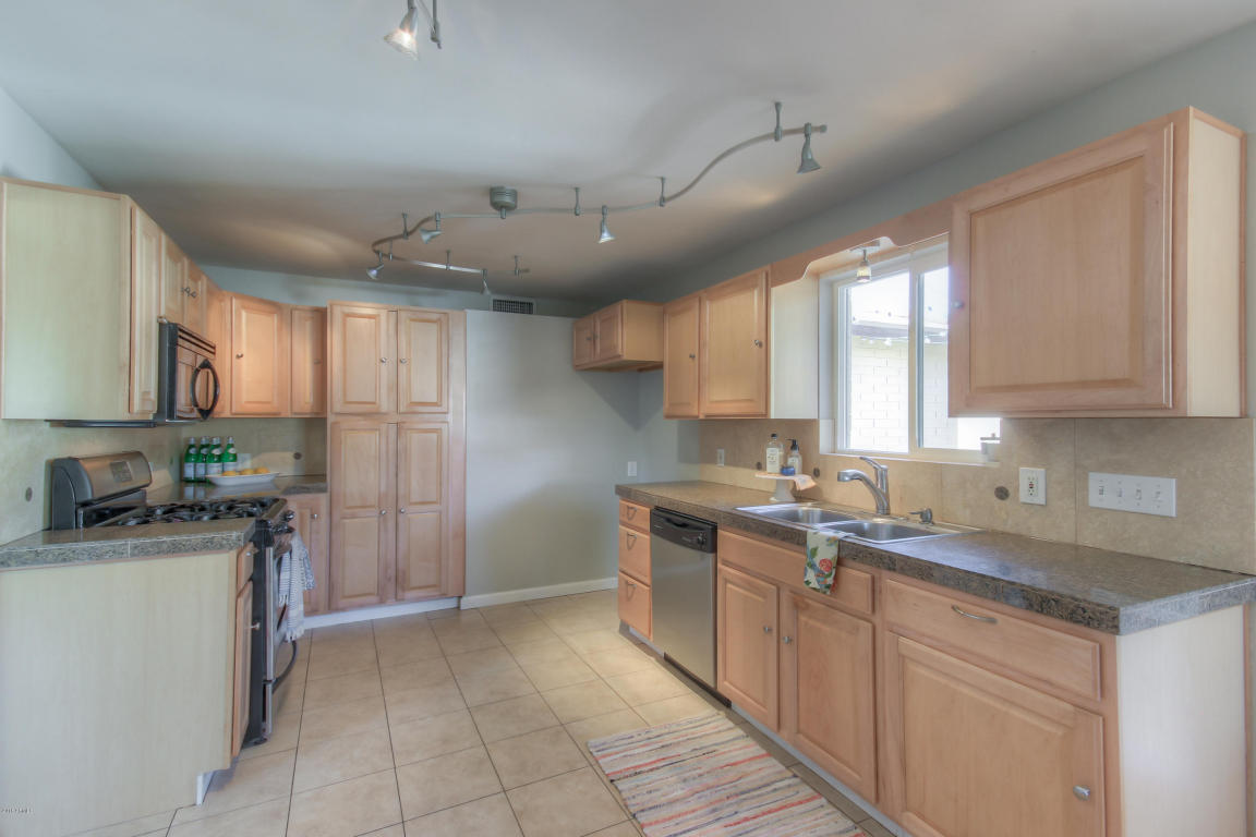 4502 N 30th Pl, Phoenix, AZ 85016 photo 12
