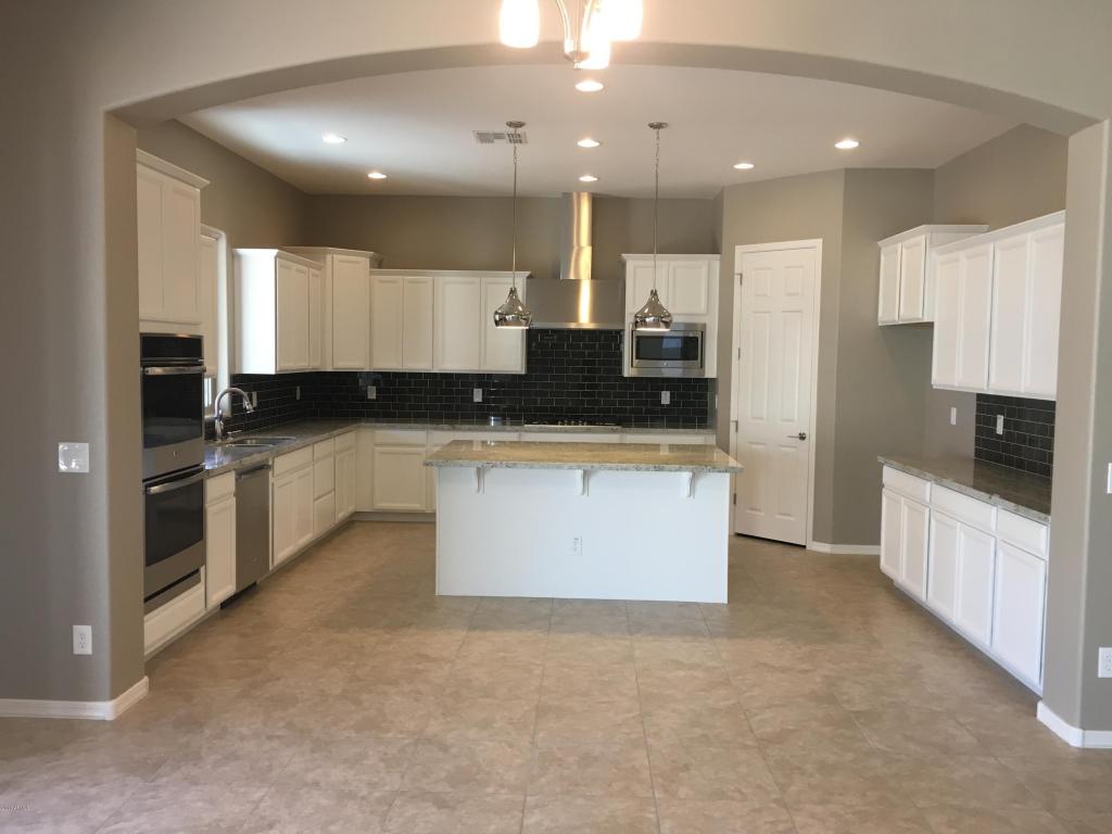 10207 E Stealth Ave, Mesa, AZ 85212 photo 2
