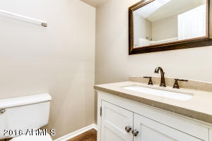 2910 E Verde Ln, Phoenix, AZ 85016 photo 13