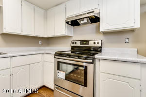 2910 E Verde Ln, Phoenix, AZ 85016 photo 9