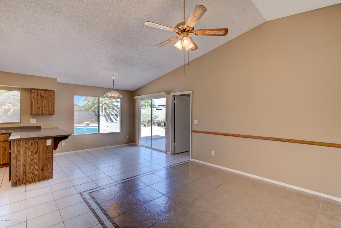 7502 E Princess Dr, Mesa, AZ 85207 photo 3