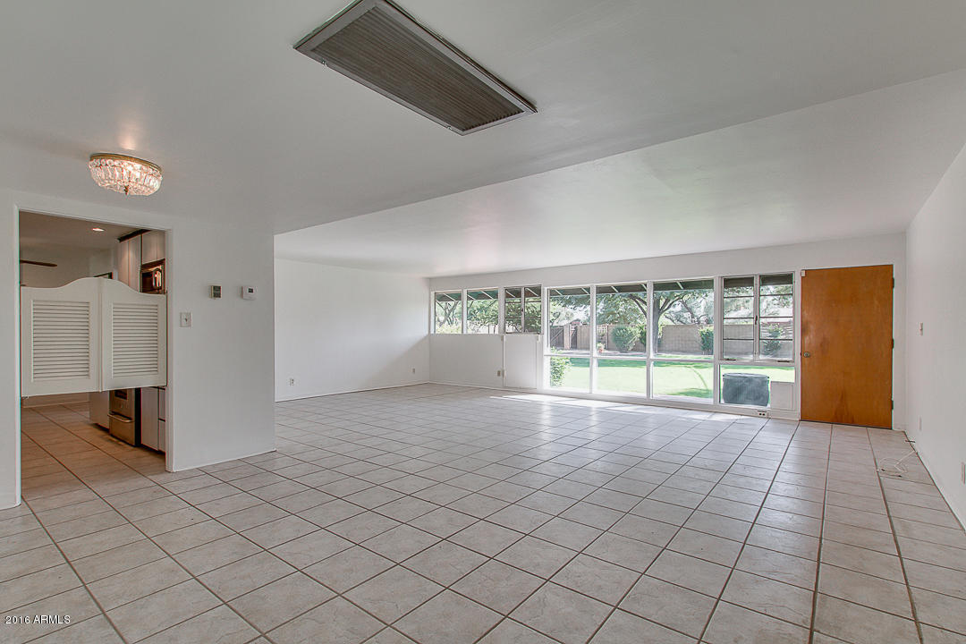 1611 W Weldon Ave, Phoenix, AZ 85015 photo 2