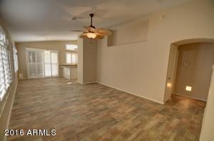 3919 E Rosemonte Dr, Phoenix, AZ 85050 photo 3