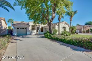 1654 E Orangewood St, Gilbert, AZ 85296 photo 1