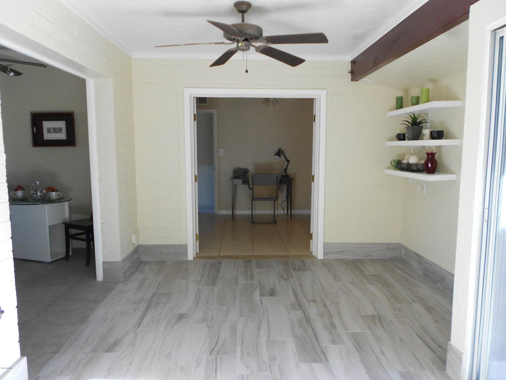 2153 E Betty Elyse Ln, Phoenix, AZ 85022 photo 18
