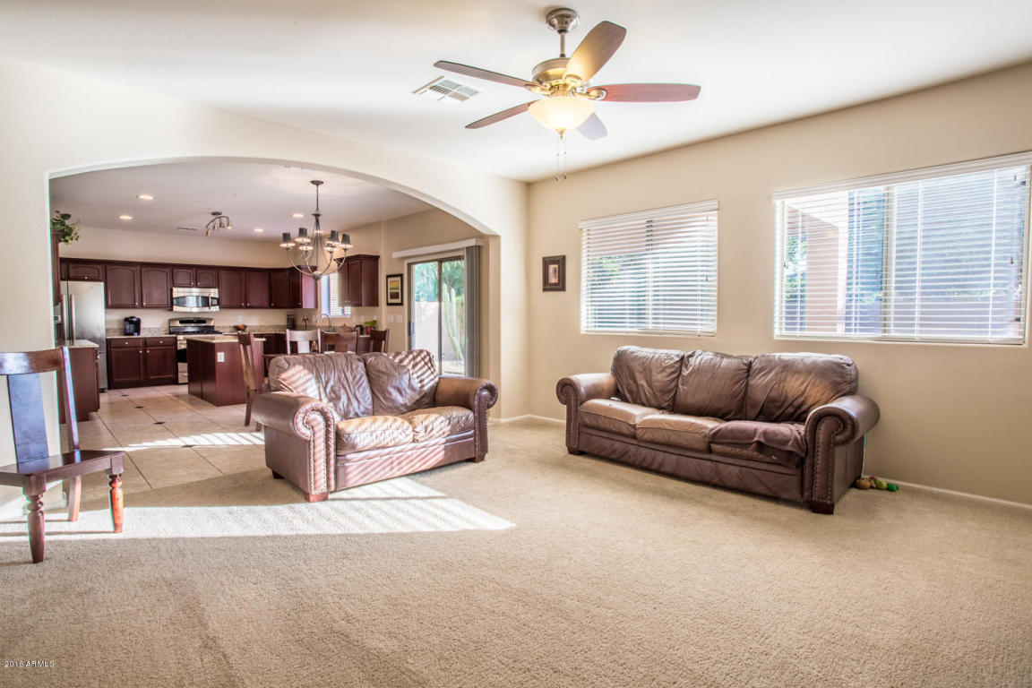 4313 E Folgers Rd, Phoenix, AZ 85050 photo 9