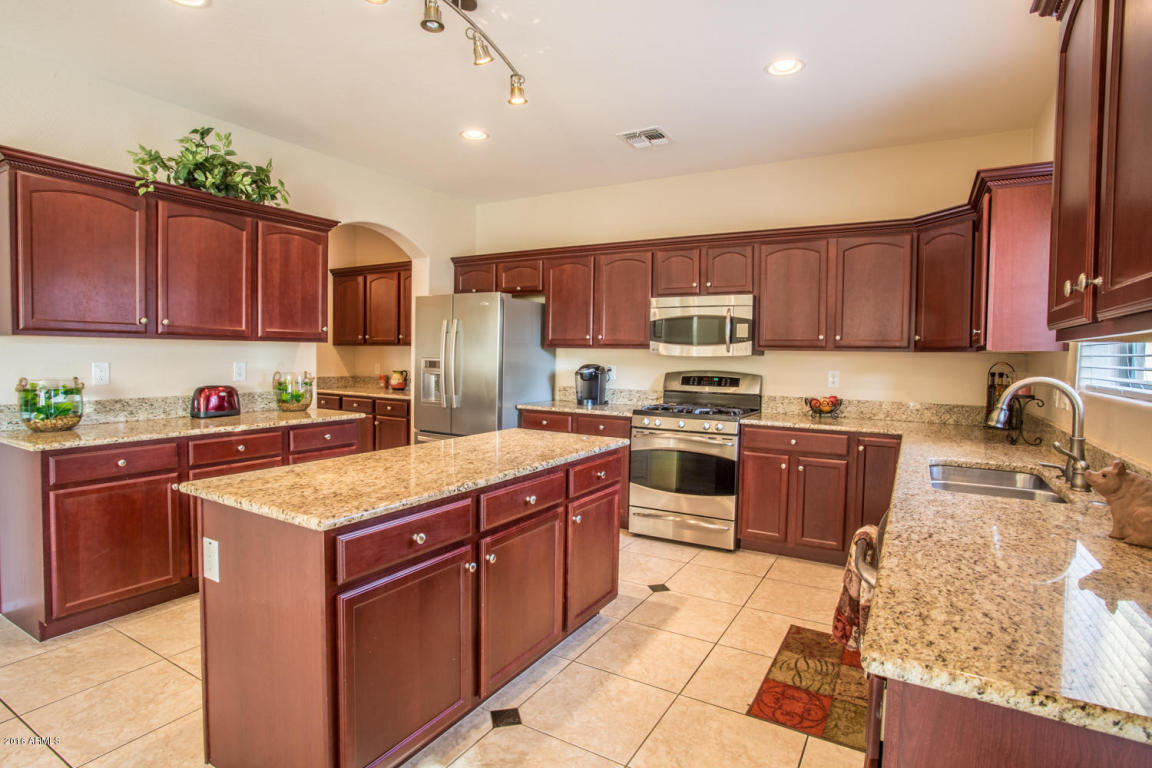 4313 E Folgers Rd, Phoenix, AZ 85050 photo 5