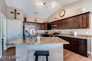 2050 W 17th Ave, Apache Junction, AZ 85120 photo 1