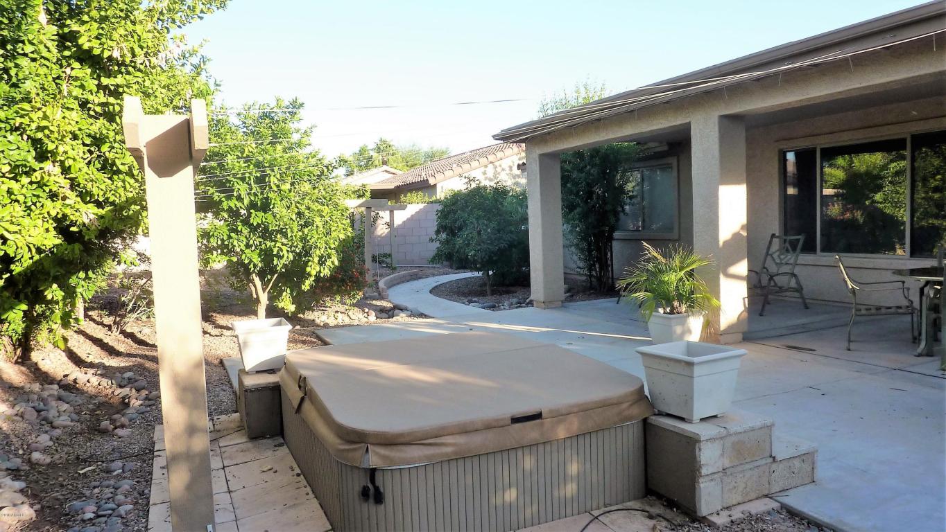 2446 E Carla Vista Dr, Gilbert, AZ 85295 photo 27
