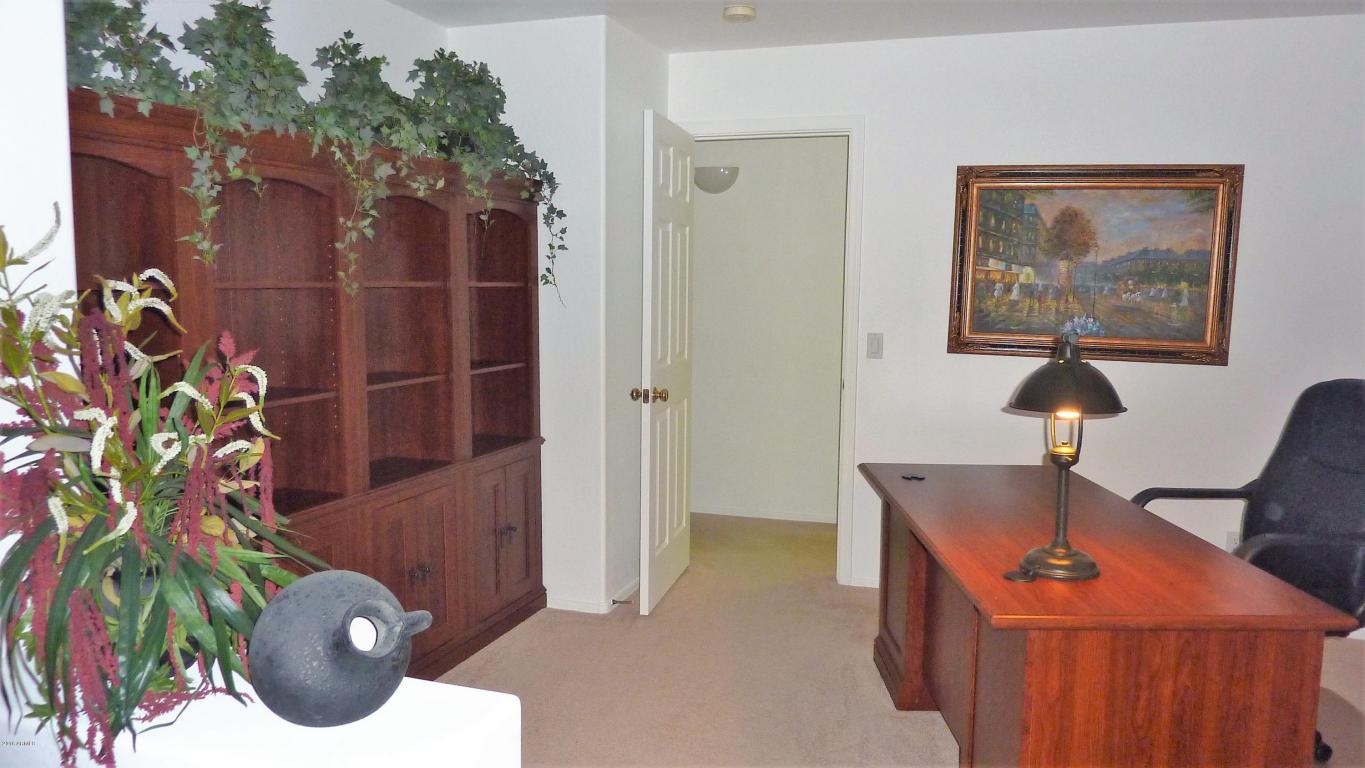 2446 E Carla Vista Dr, Gilbert, AZ 85295 photo 6