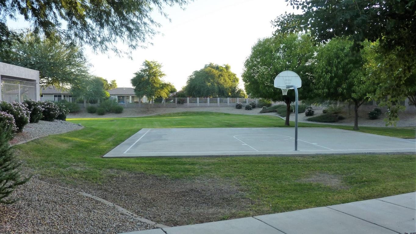 2446 E Carla Vista Dr, Gilbert, AZ 85295 photo 30
