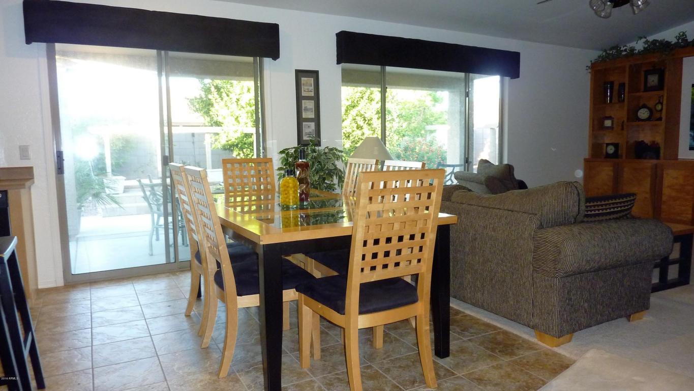 2446 E Carla Vista Dr, Gilbert, AZ 85295 photo 8