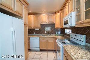 4414 E Turney Ave, Phoenix, AZ 85018 photo 8