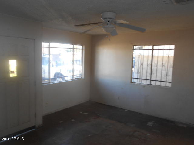 701 E South Mountain Ave, Phoenix, AZ 85042 photo 2