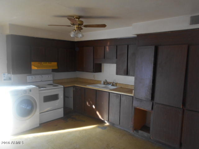 701 E South Mountain Ave, Phoenix, AZ 85042 photo 5