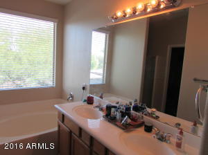3808 E Fairview St, Gilbert, AZ 85295 photo 7