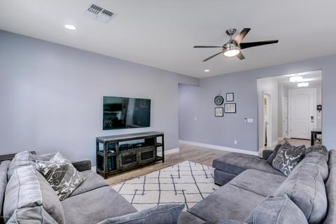 1102 E Rojo Way, Gilbert, AZ 85297 photo 17