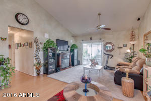 1028 E Annette Dr, Phoenix, AZ 85022 photo 4