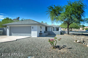 2827 Evans Dr, Phoenix, AZ 85032 photo 2
