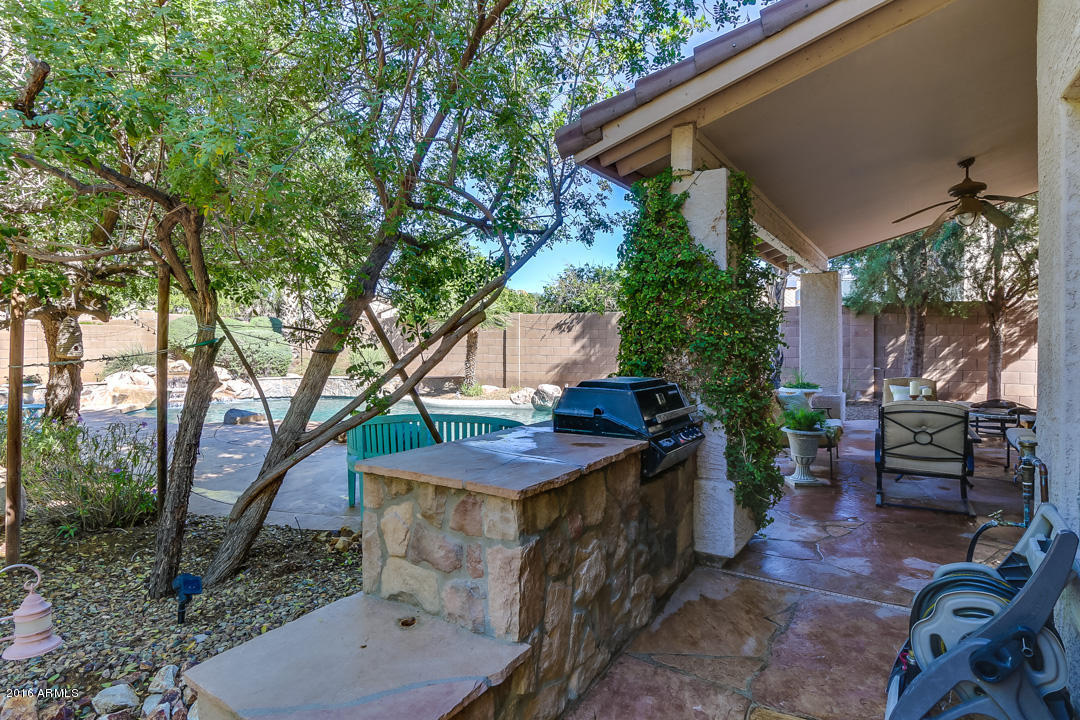 2034 E Soft Wind Dr, Phoenix, AZ 85024 photo 7