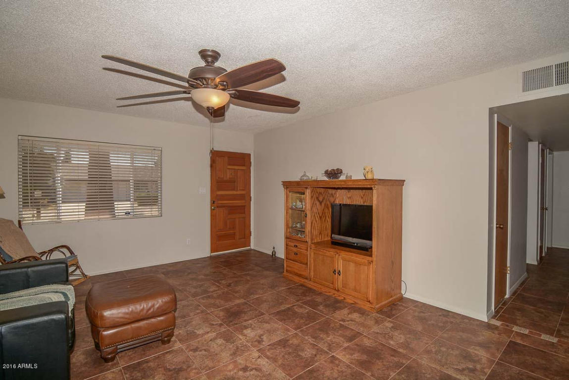 4128 W Griswold Rd, Phoenix, AZ 85051 photo 4