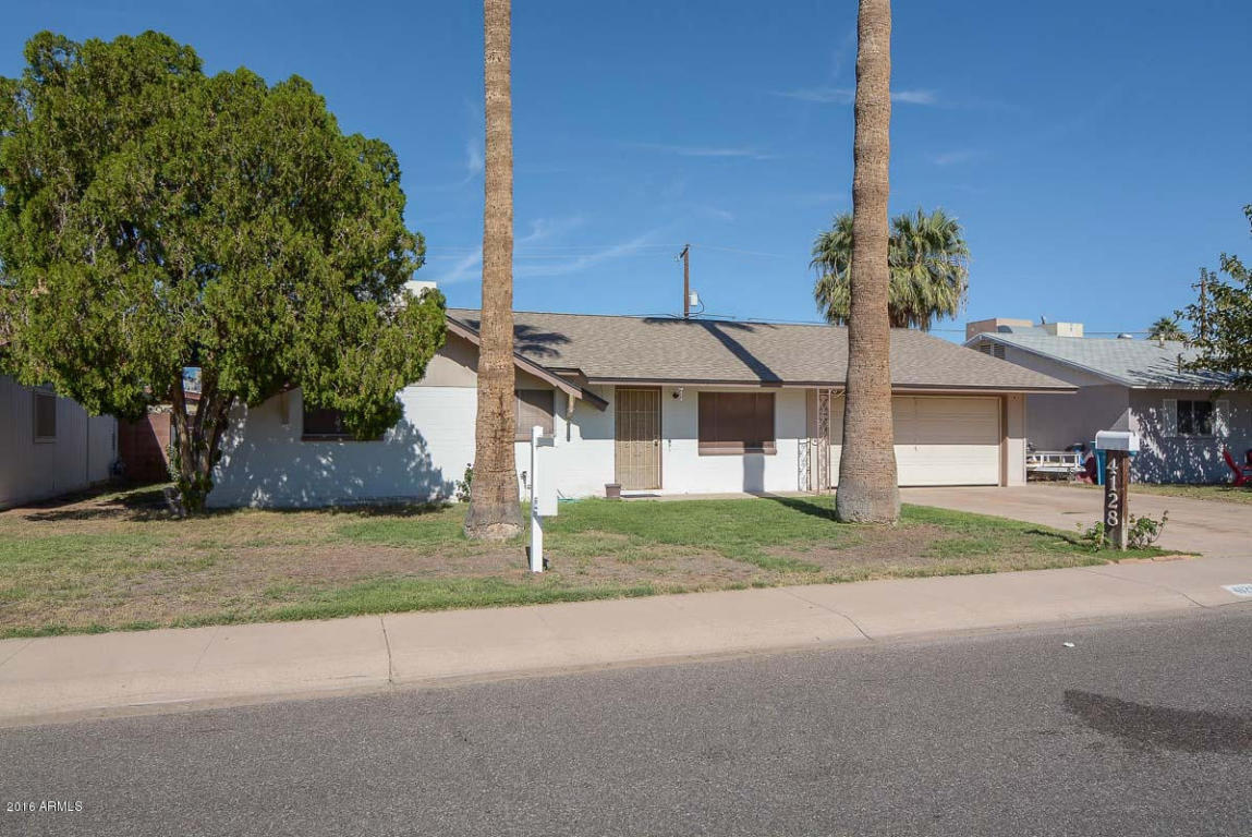 4128 W Griswold Rd, Phoenix, AZ 85051 photo 1