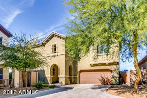 3846 E Branham Ln, Phoenix, AZ 85042 photo 1
