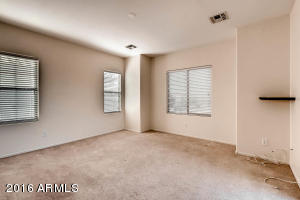 3846 E Branham Ln, Phoenix, AZ 85042 photo 13