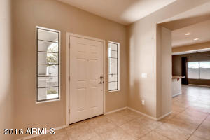 3846 E Branham Ln, Phoenix, AZ 85042 photo 2