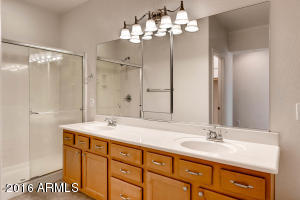 3846 E Branham Ln, Phoenix, AZ 85042 photo 15