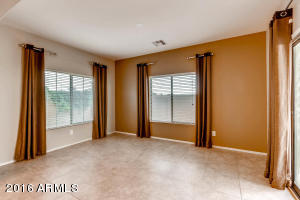 3846 E Branham Ln, Phoenix, AZ 85042 photo 3
