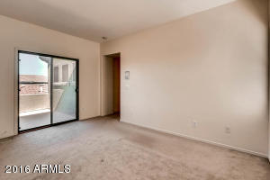 3846 E Branham Ln, Phoenix, AZ 85042 photo 14