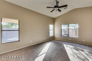 3046 S 65th Dr, Phoenix, AZ 85043 photo 8