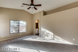3046 S 65th Dr, Phoenix, AZ 85043 photo 9