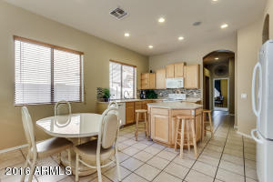 952 S Jacob St, Gilbert, AZ 85296 photo 3