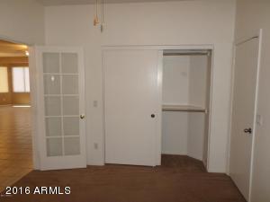 3025 S 65th Ln, Phoenix, AZ 85043 photo 5