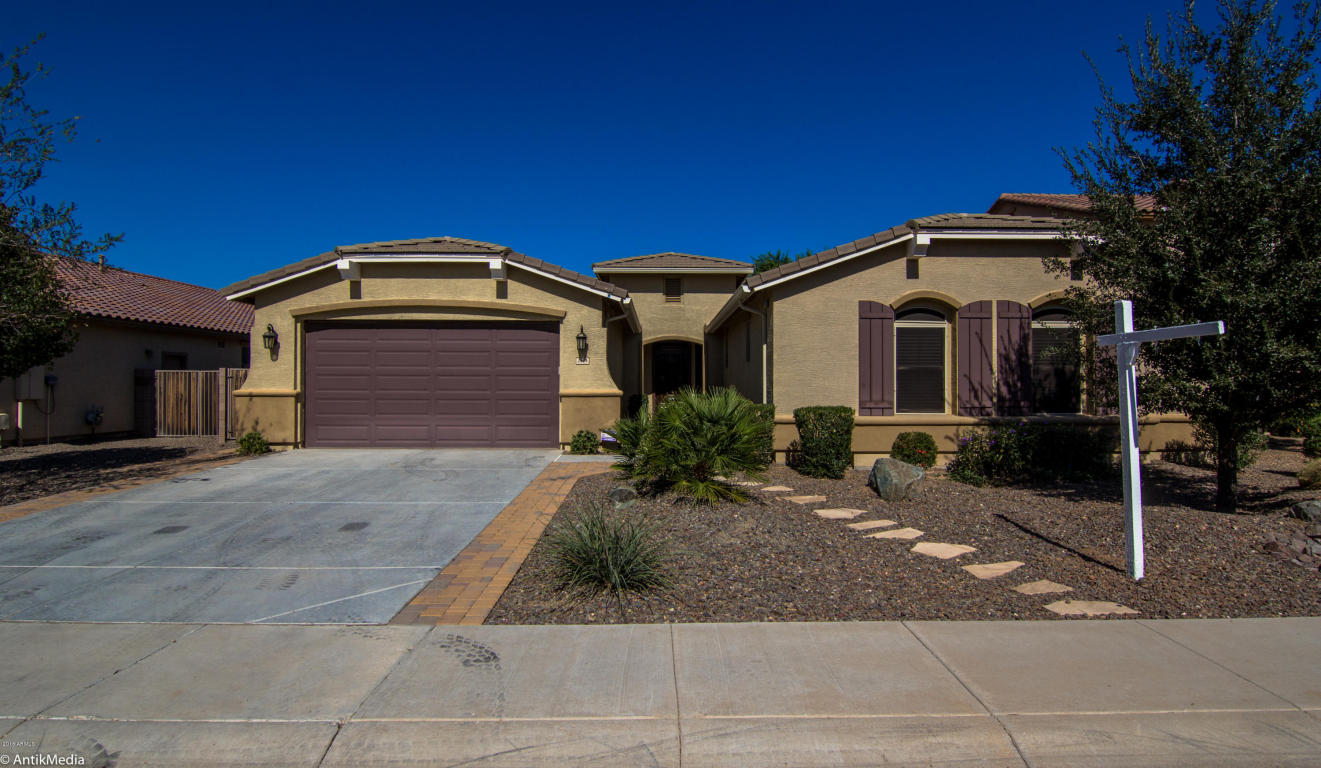 2524 E Donato Dr, Gilbert, AZ 85298 photo 1