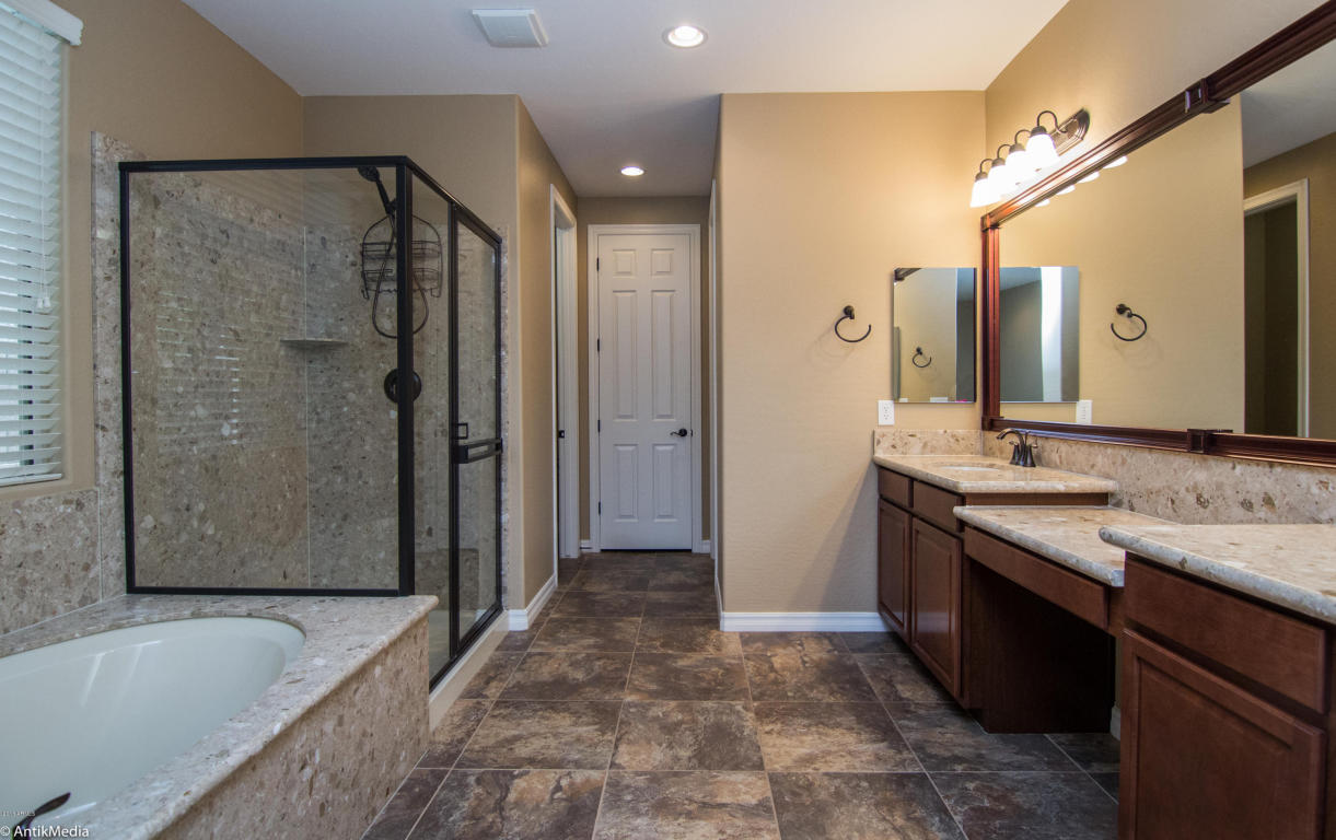 2524 E Donato Dr, Gilbert, AZ 85298 photo 17
