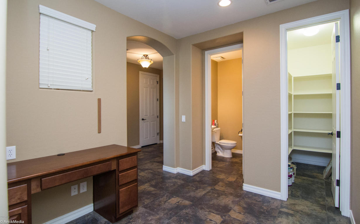 2524 E Donato Dr, Gilbert, AZ 85298 photo 22